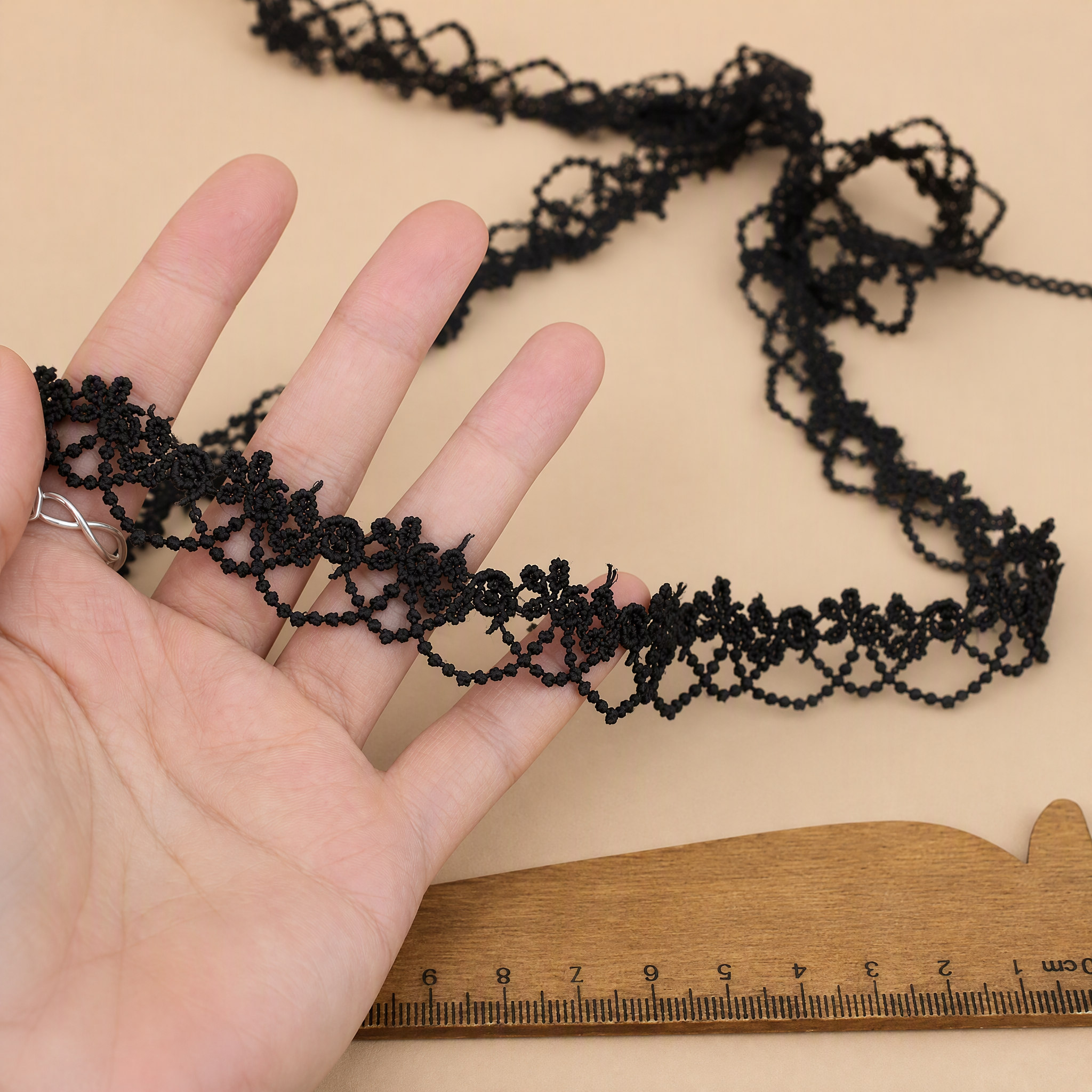 1 Meter Bow Tie Lace Trim for Neckline Details Width 1-3 cm LT0358
