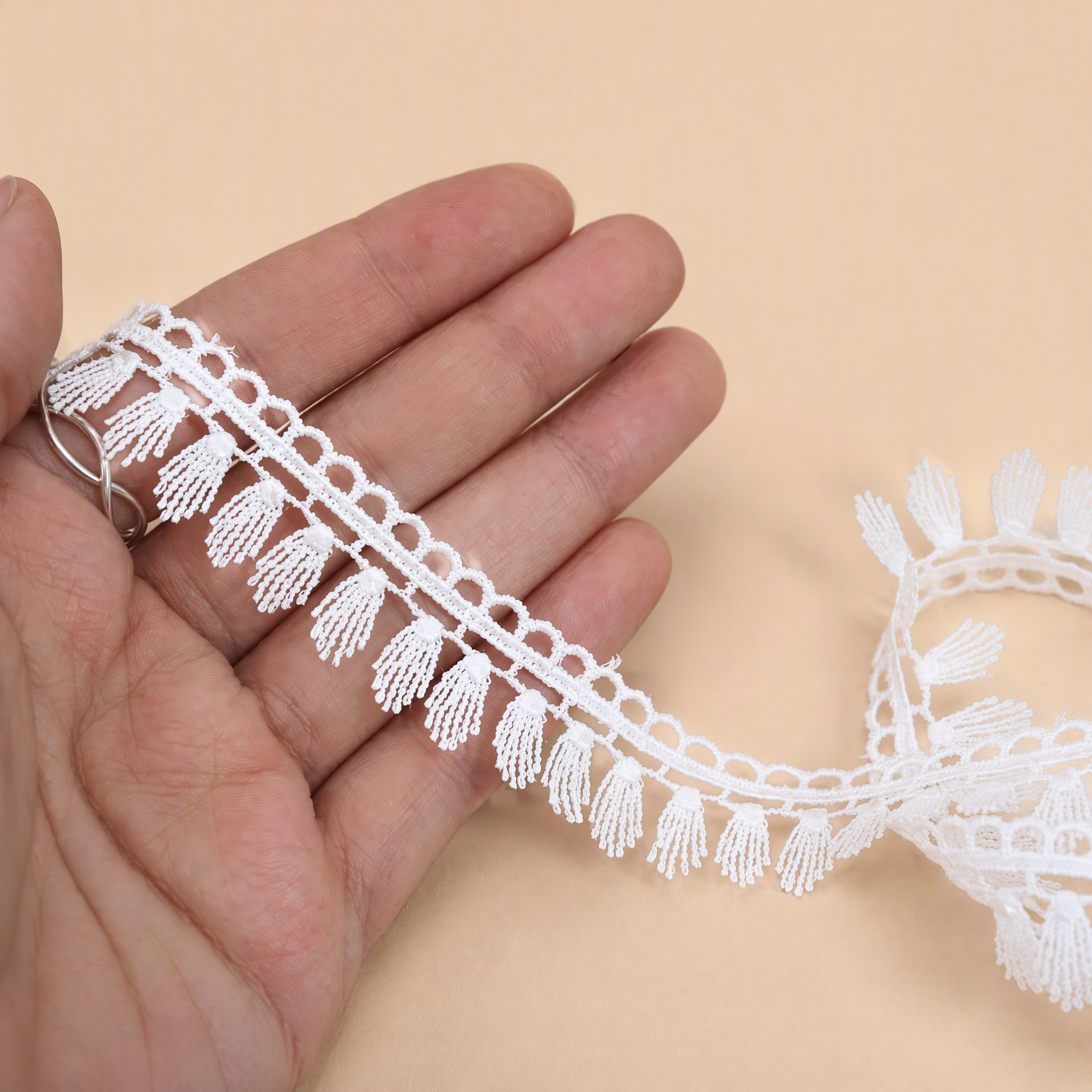 1 Meter Bow Tie Lace Trim for Neckline Details Width 1-3 cm LT0358