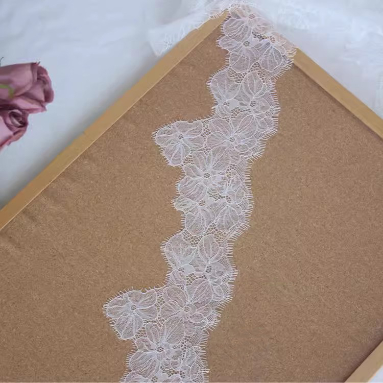Lace Trim For Wedding Veils Width 10-13 cm LT0435