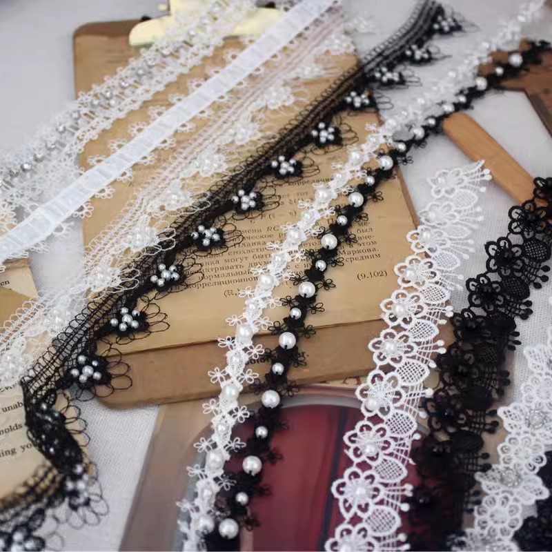 Lace With Pearls White Black Trim BT0131