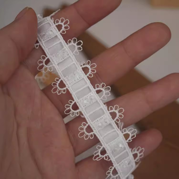 Lace With Pearls White Black Trim BT0131