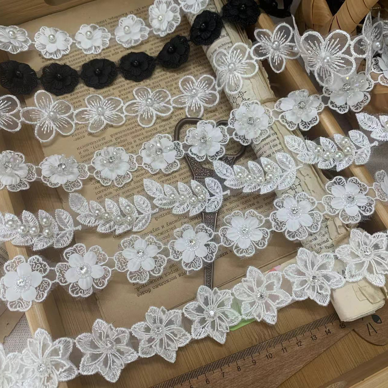 Pearls Beaded Lace Trim Fabric BT0009