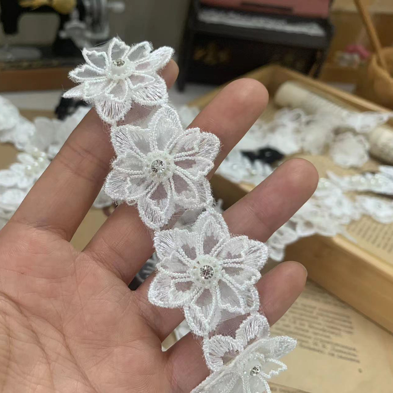 Pearls Beaded Lace Trim Fabric BT0009