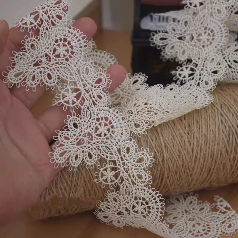 Red Lace Trim 1 Yard Width 5.6 cm LT0469