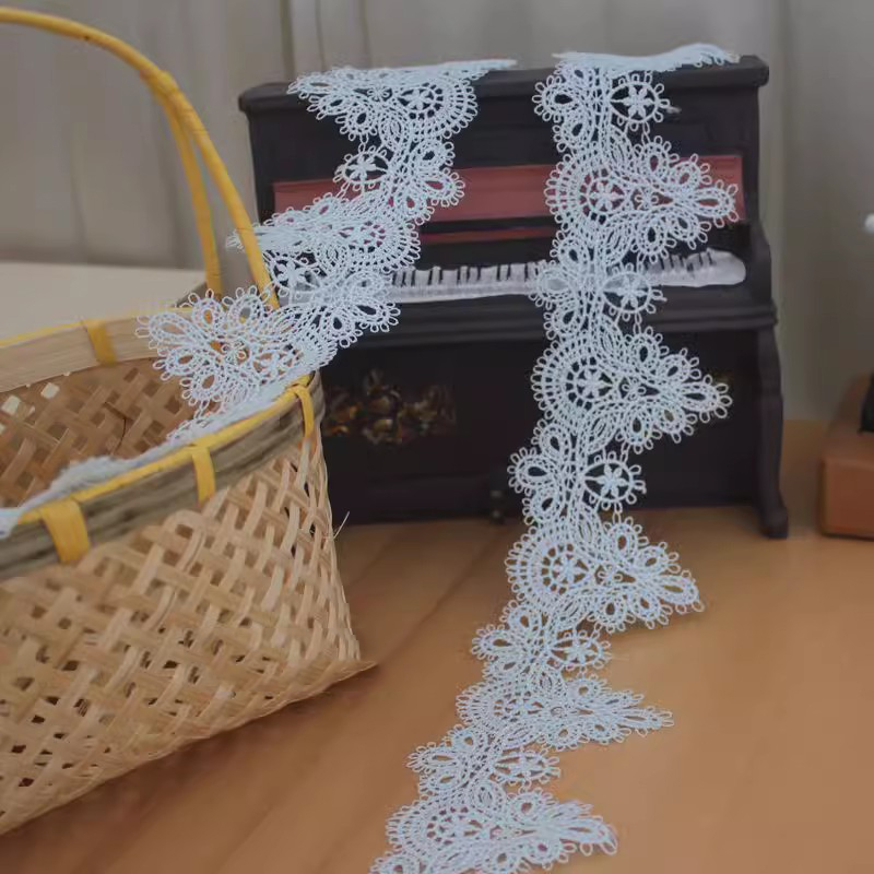 Red Lace Trim 1 Yard Width 5.6 cm LT0469