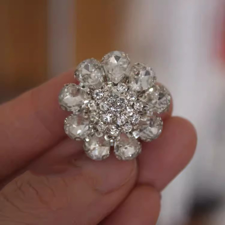 Rhinestone Cloth Buttons Decoration BU0001