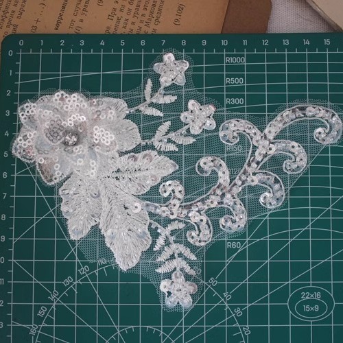 Shiny Sequins Bead Cloth Accessory BA0033