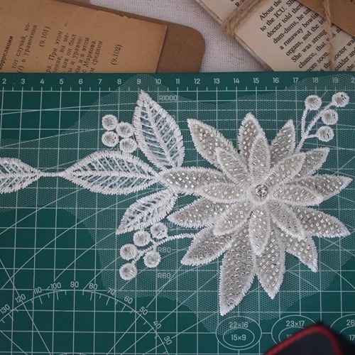 Shiny Sequins Bead Cloth Accessory BA0033