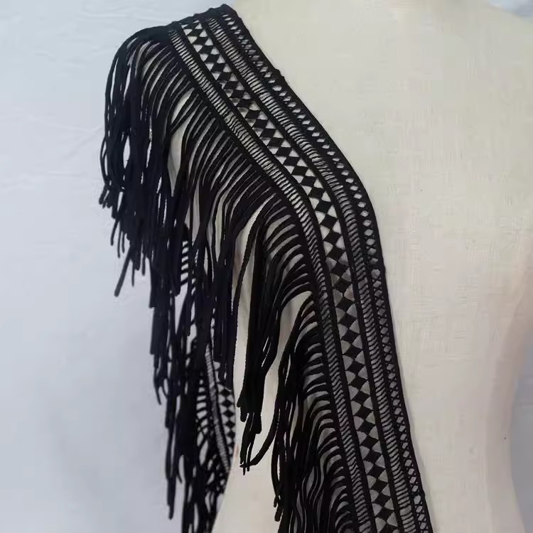 Tassel Guipure Lace Trim Width 19 cm LT0305