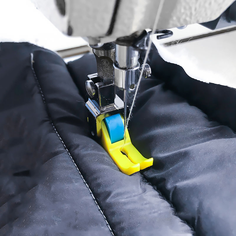 Teflon Plastic Roller Narrow Presser Foot ST0001