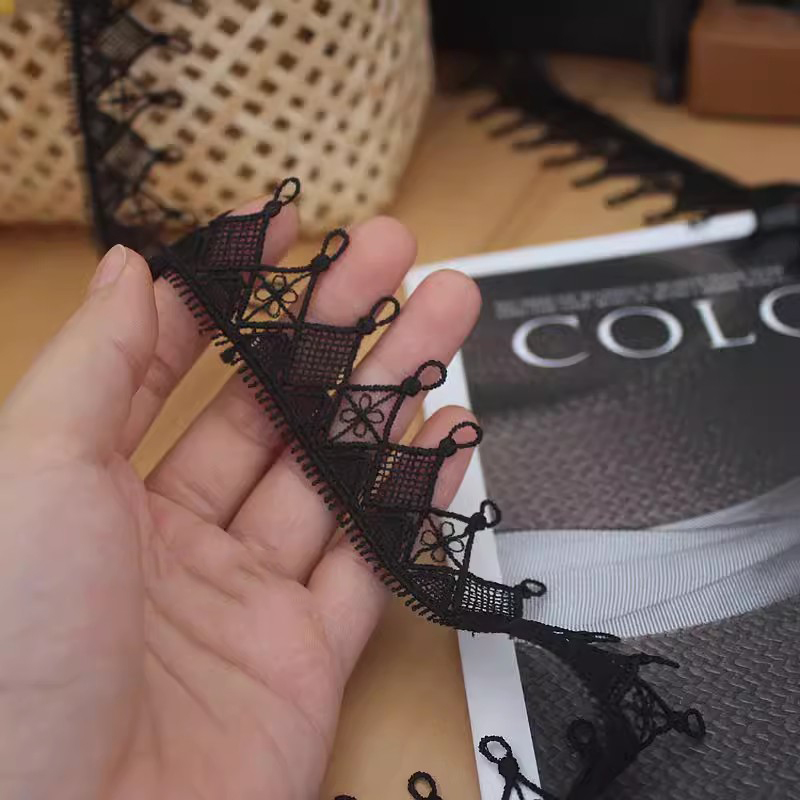 Trim With Tassels Lace 1 Yard Width 4 cm LT0479