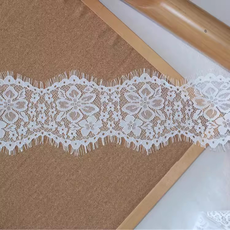 Veil Trim Lace 3 Yards Width 11-13 cm LT0440