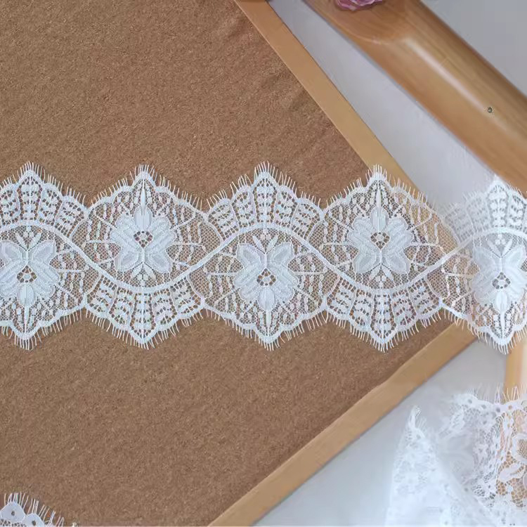 Veil Trim Lace 3 Yards Width 11-13 cm LT0440