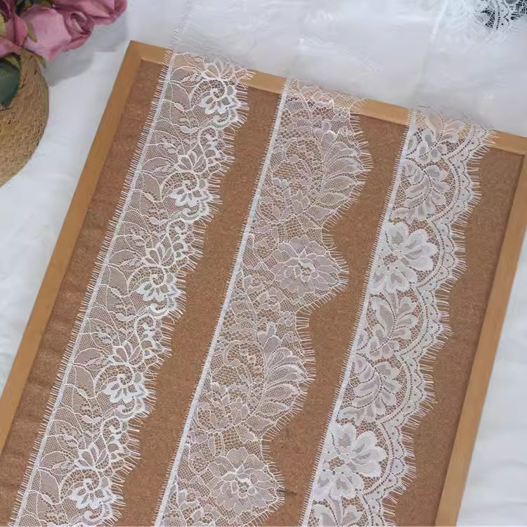 Wedding Veil Lace Trim Width 8-11 cm LT0436