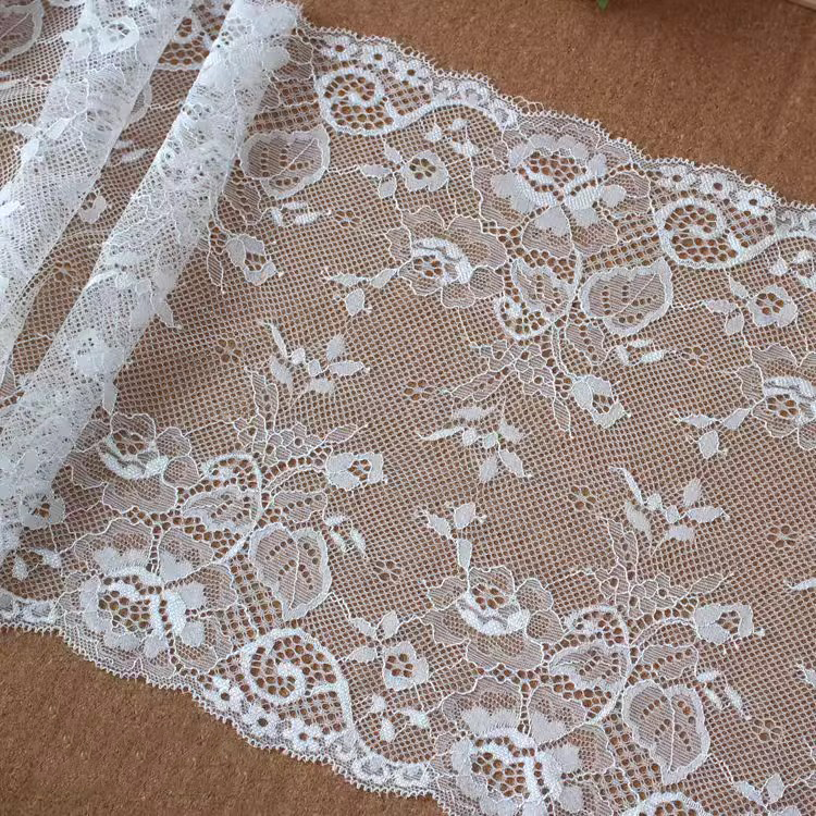Wide Elastic Border Lace Width 23-26 cm LT0392