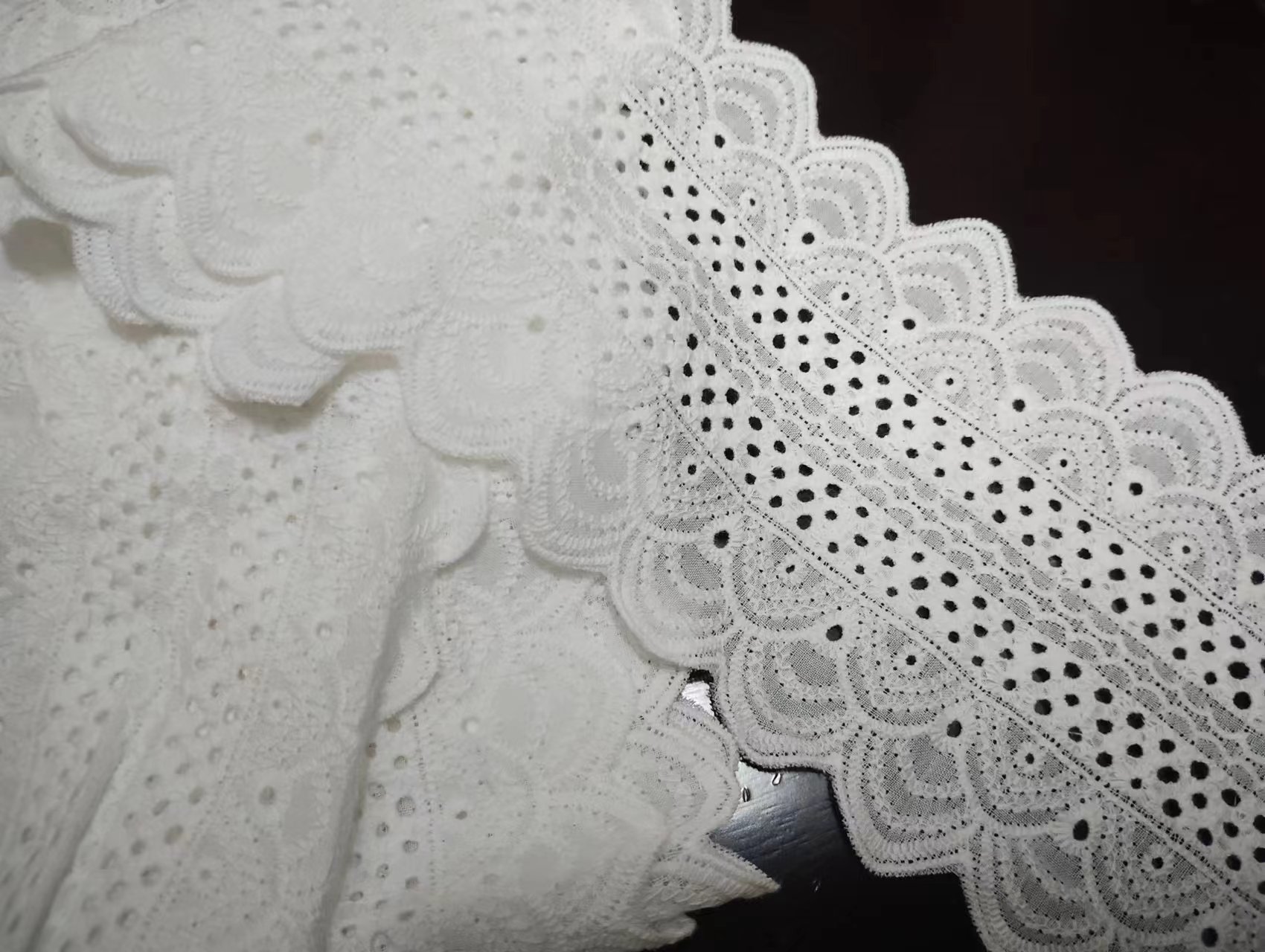 cotton eyelet fabric