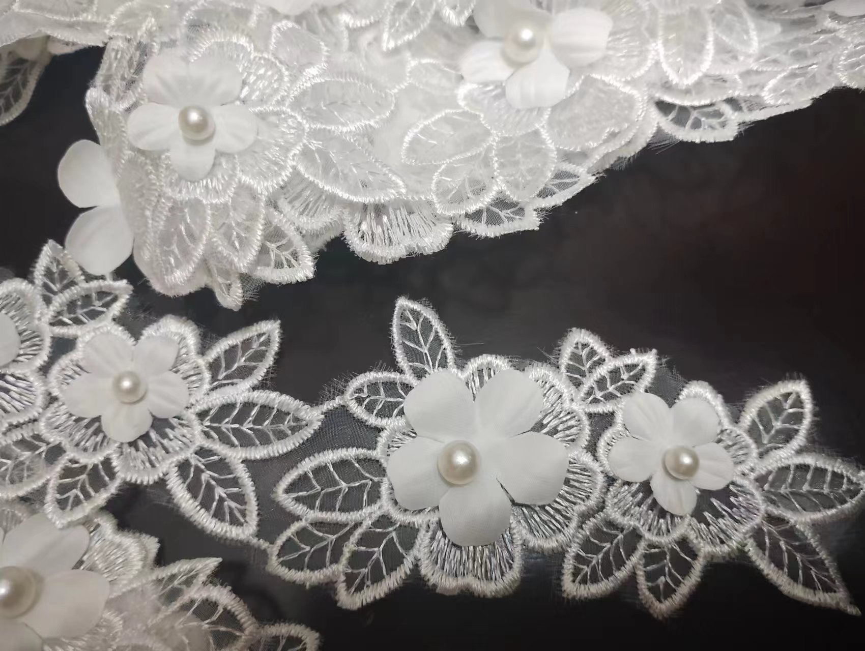 how to make a flower with beads