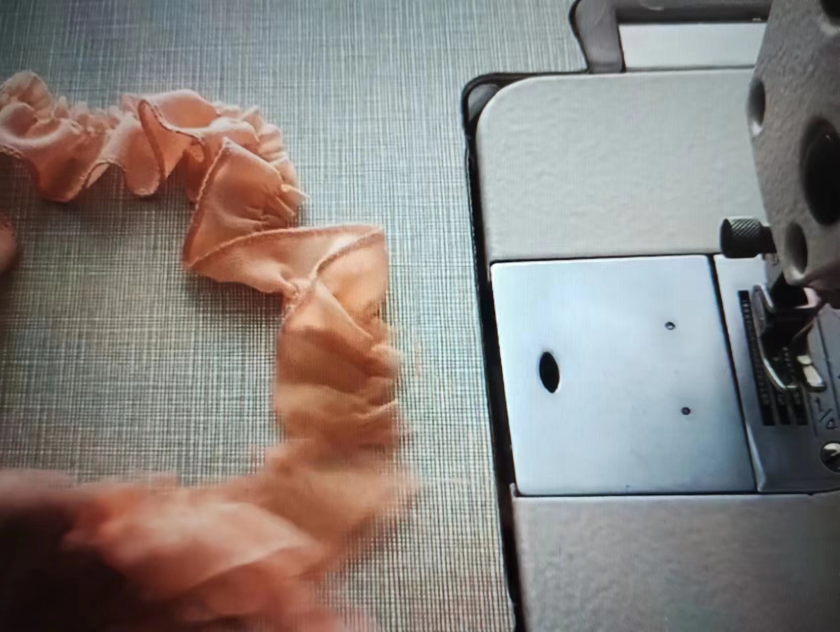 How can I easily learn to sew lace?Lace Fabric Shop