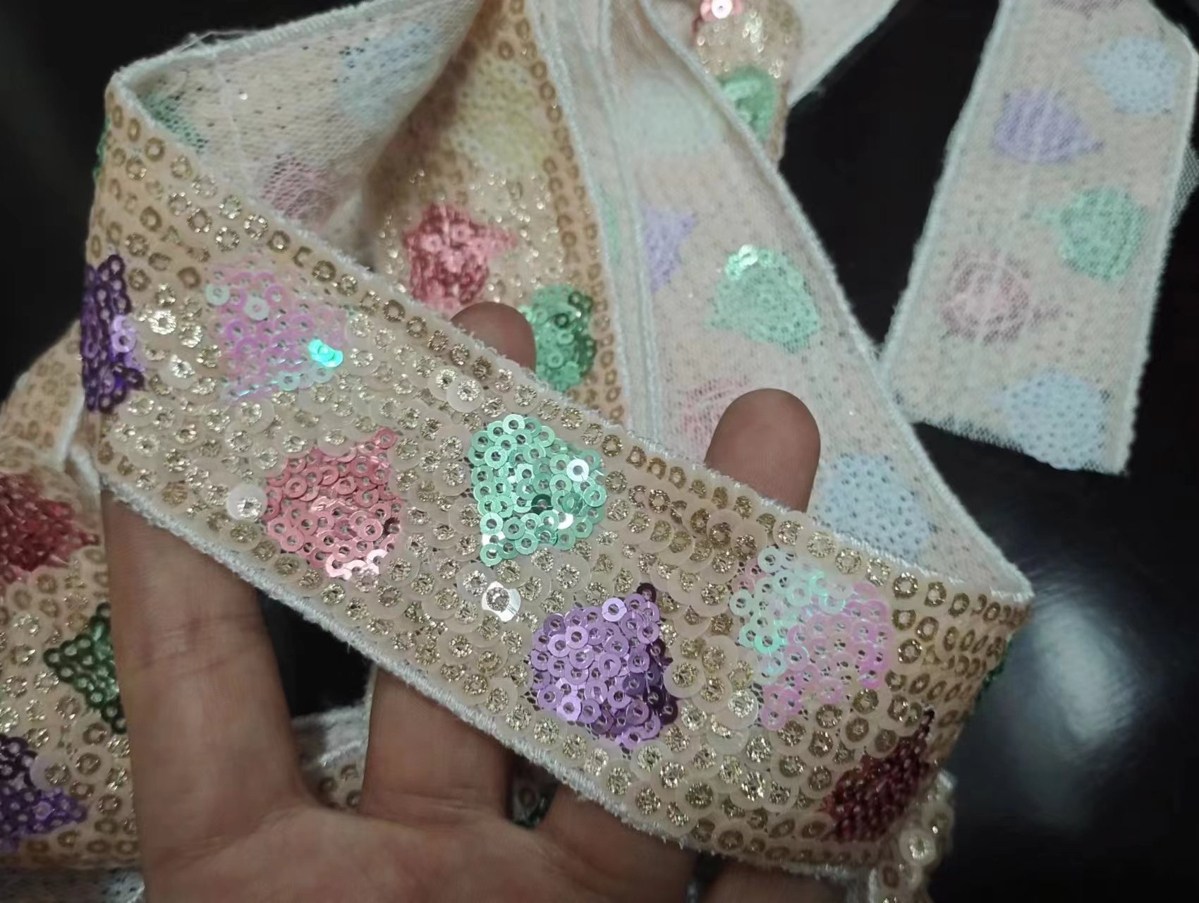 Tips and Tools For How To Sew Stretch Lace Trim AntiWrinkle