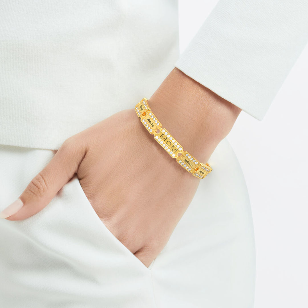 Custom Time-Inspired Chain Bracelet for Mom