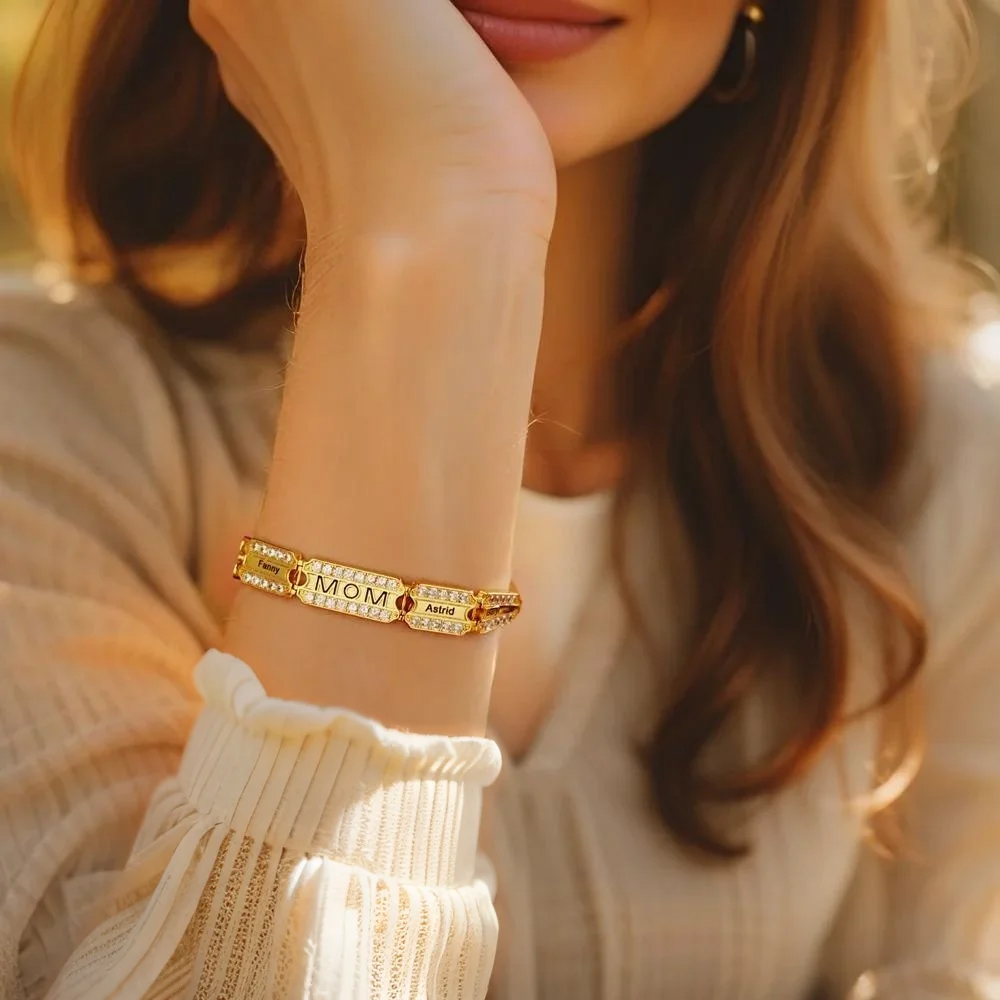 Custom Time-Inspired Chain Bracelet for Mom