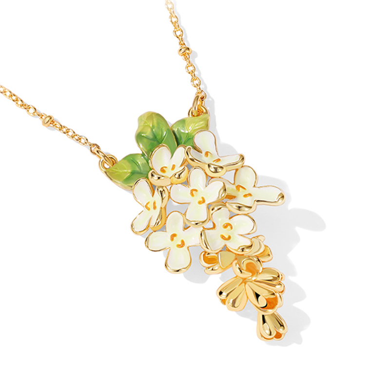 18K Green Leaf Laurel Enamel Necklace