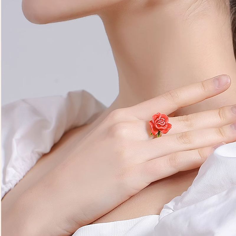 18K Red Rose Vintage Enamel Ring
