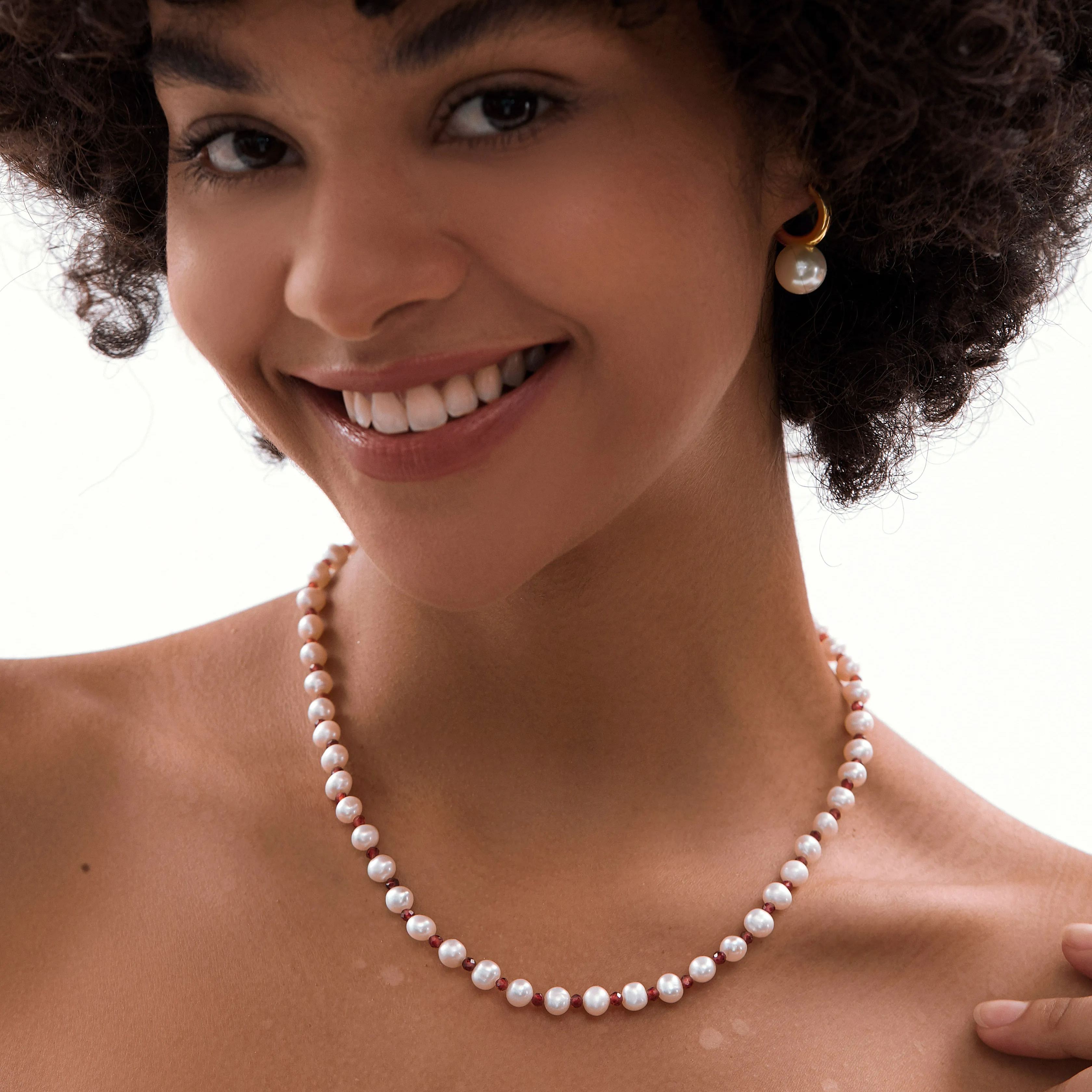 Pearl & Garnet Beaded Necklace