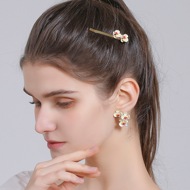 Butterfly Orchid Pearl Side Clip Hairpin