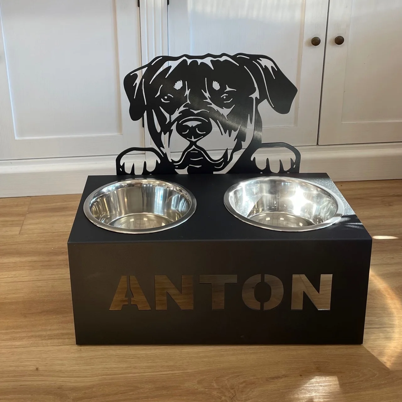 Personalized Dog Food Bowl – Customized with your pet’s name