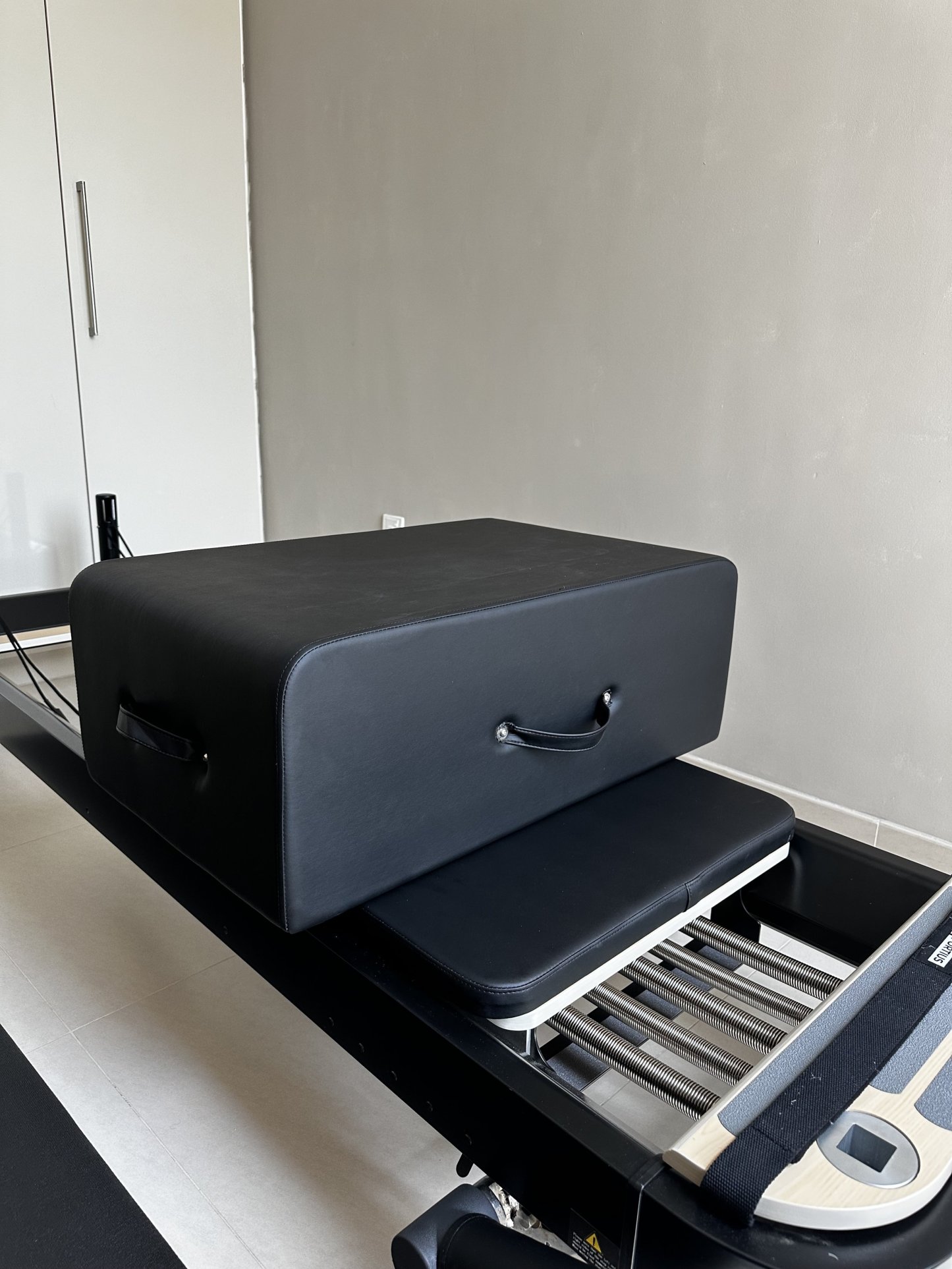 Infinity Pilates Reformer X1