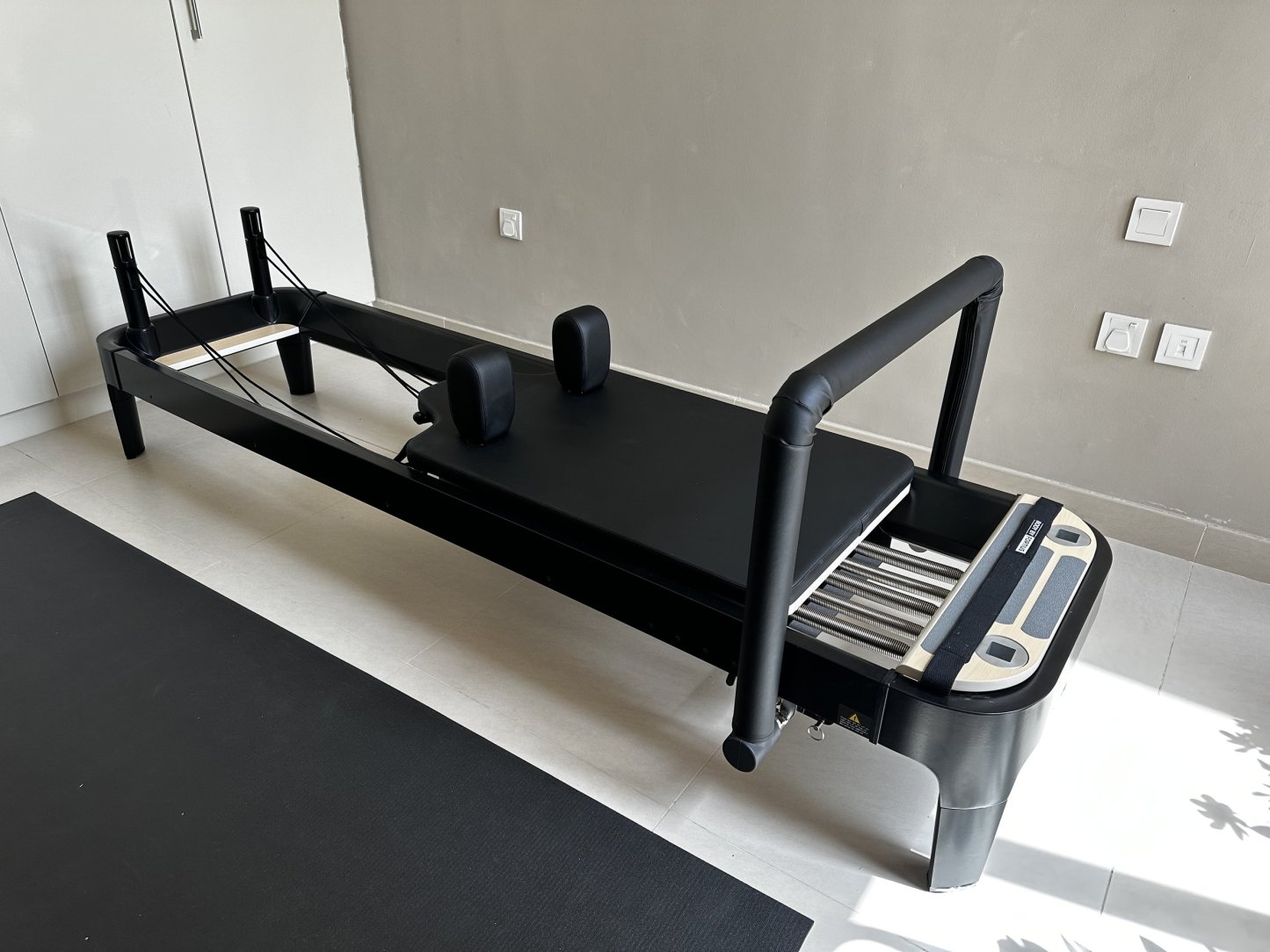 Infinity Pilates Reformer X1