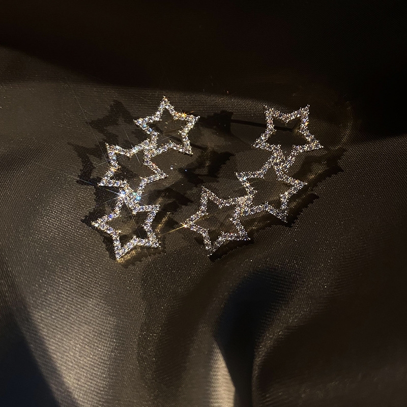 🎄CHRISTMAS HOT SALE✨Sparkling Diamond Star Earrings