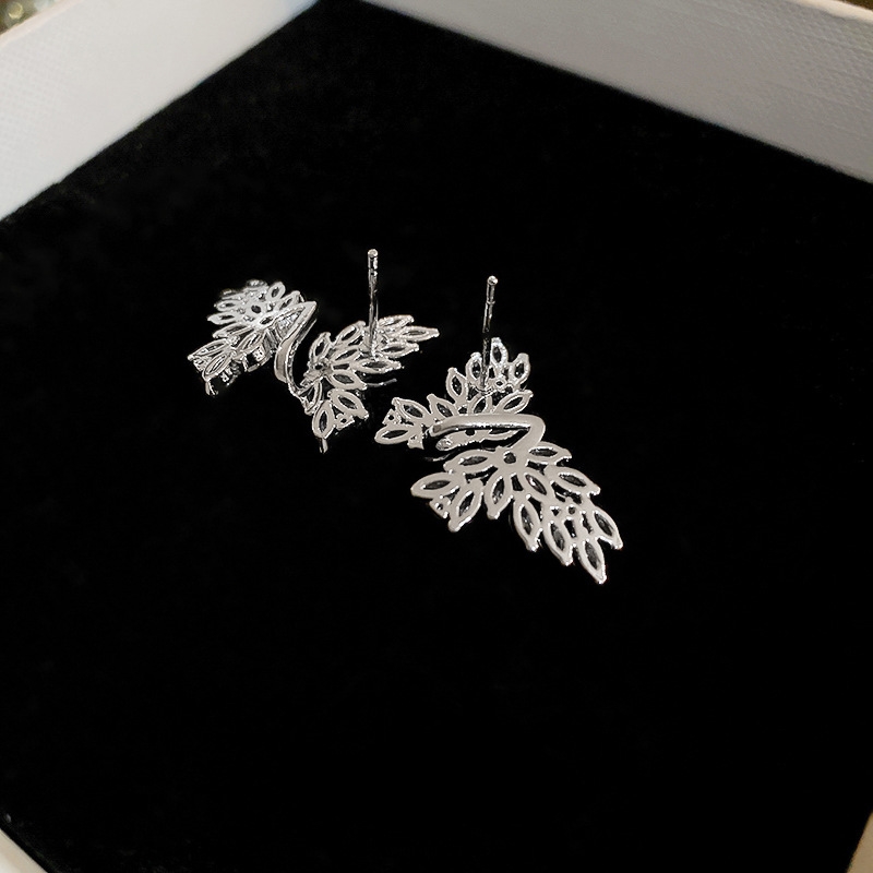 🎄Christmas Hot Sale✨Sparkling Butterfly Zircon Earrings