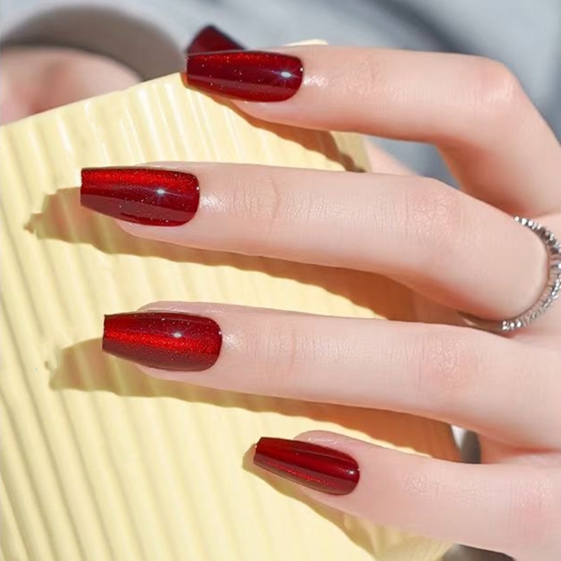 Shiny Cat Eye Fake Nails