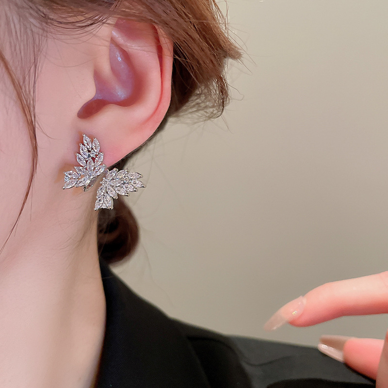 🎄Christmas Hot Sale✨Sparkling Butterfly Zircon Earrings