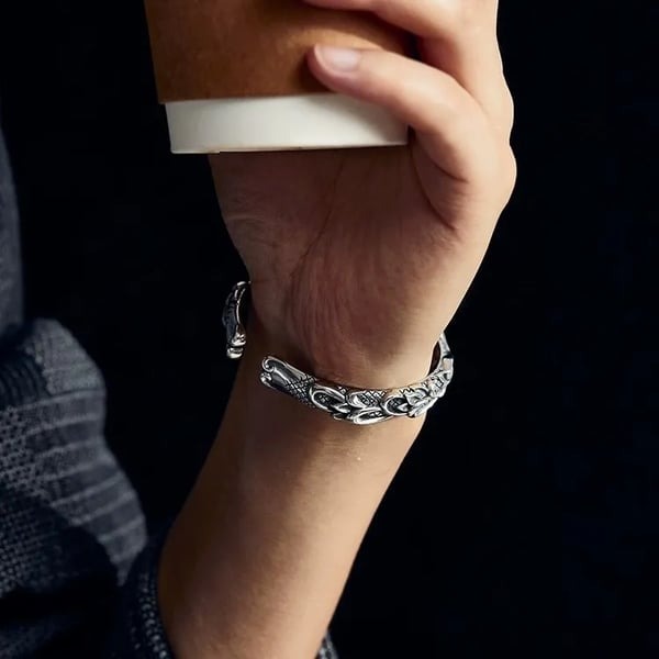 Original Design Auspicious Wave Bracelet