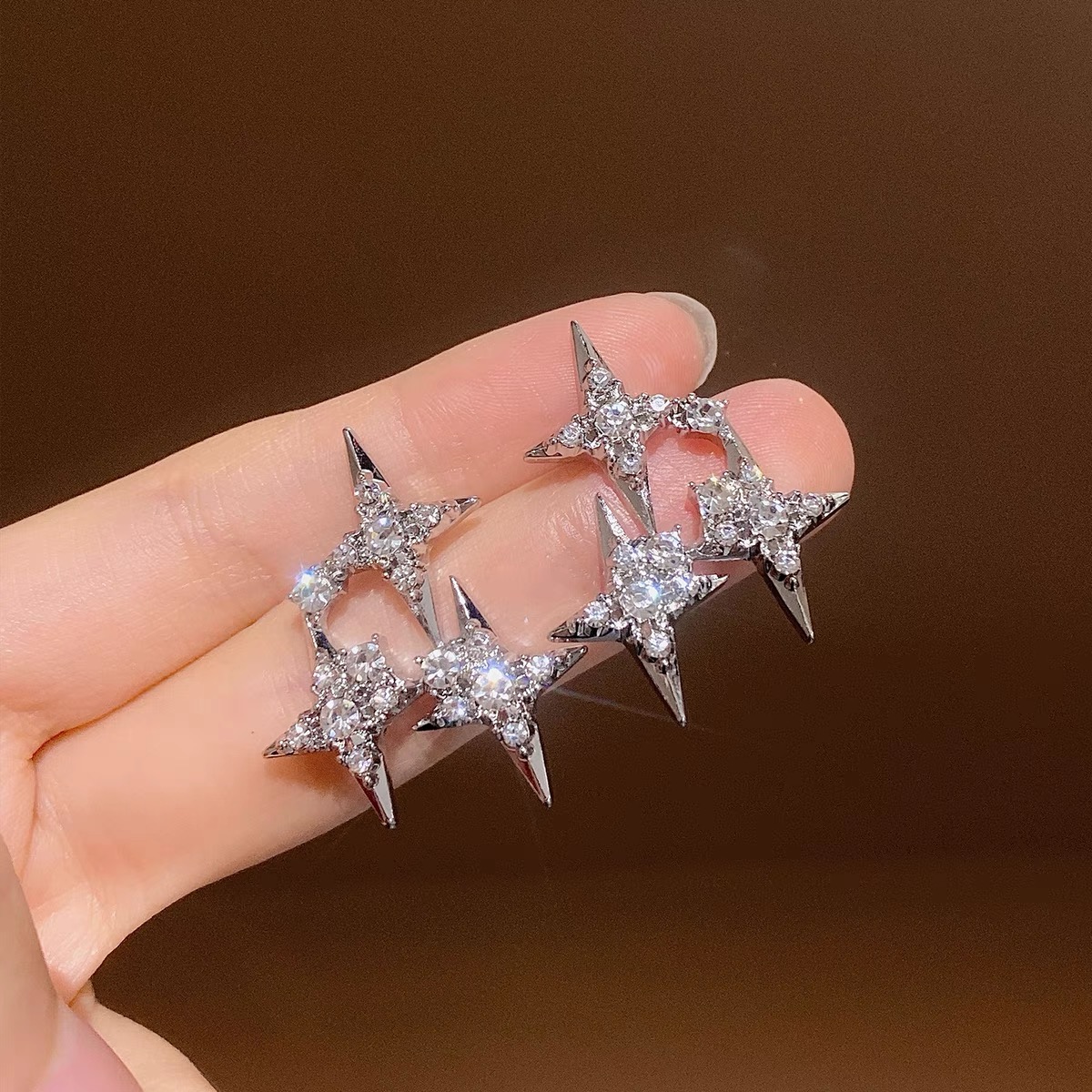 🎄Christmas Hot Sale✨Sparkling Star Silver Needle Stud Earrings