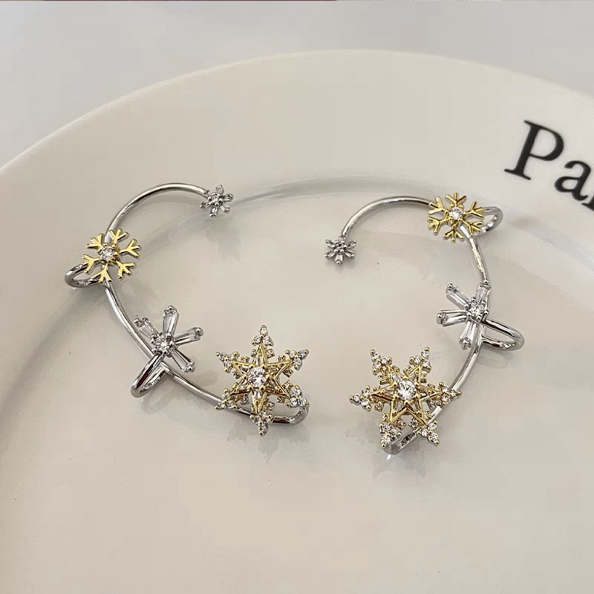 🎄CHRISTMAS HOT SALE✨Rotatable Snowflake Zircon Earrings