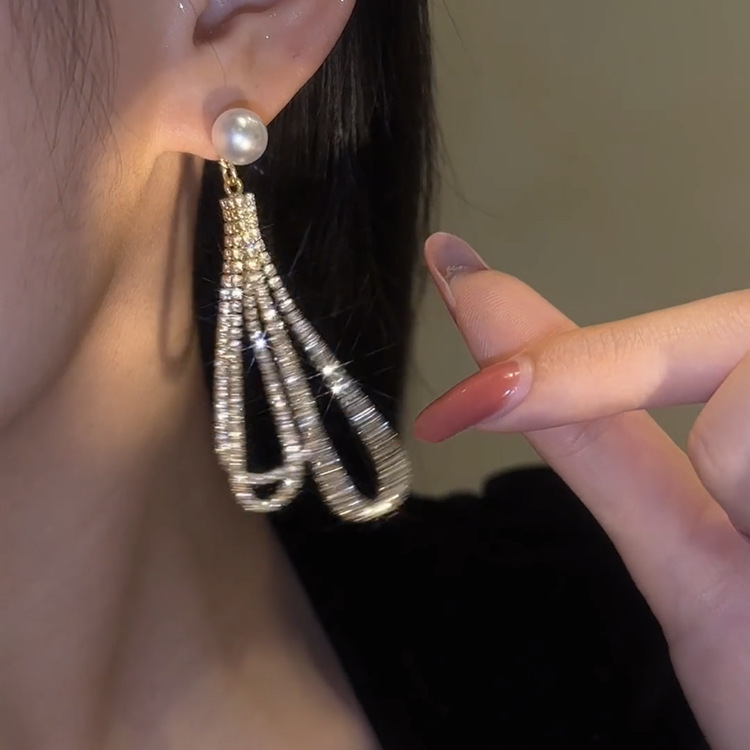 🔥 Black Friday Limited Time Discount✨Preal Drop Chain Earrings