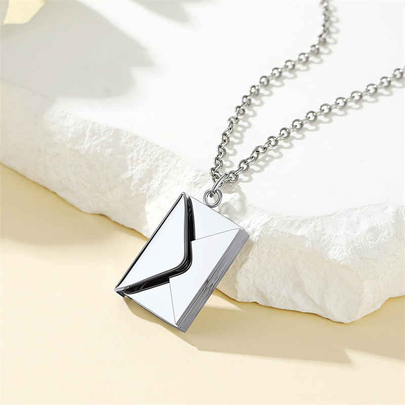 🌸2024 Spring Hot Sale✨Customized Envelope Necklace