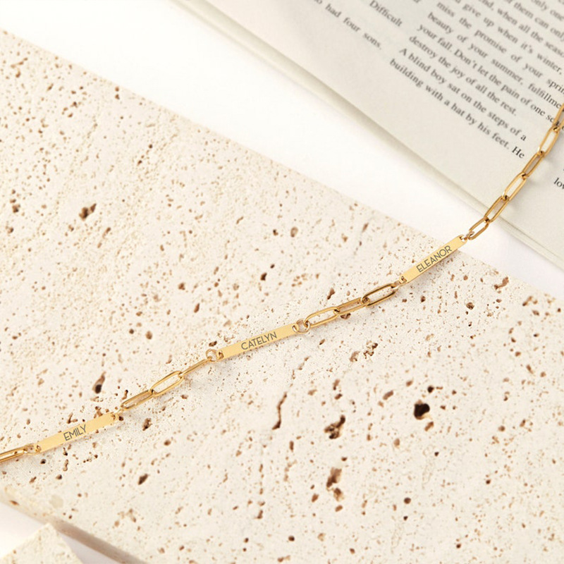 Minimalist Paperclip Personalized Name Necklace