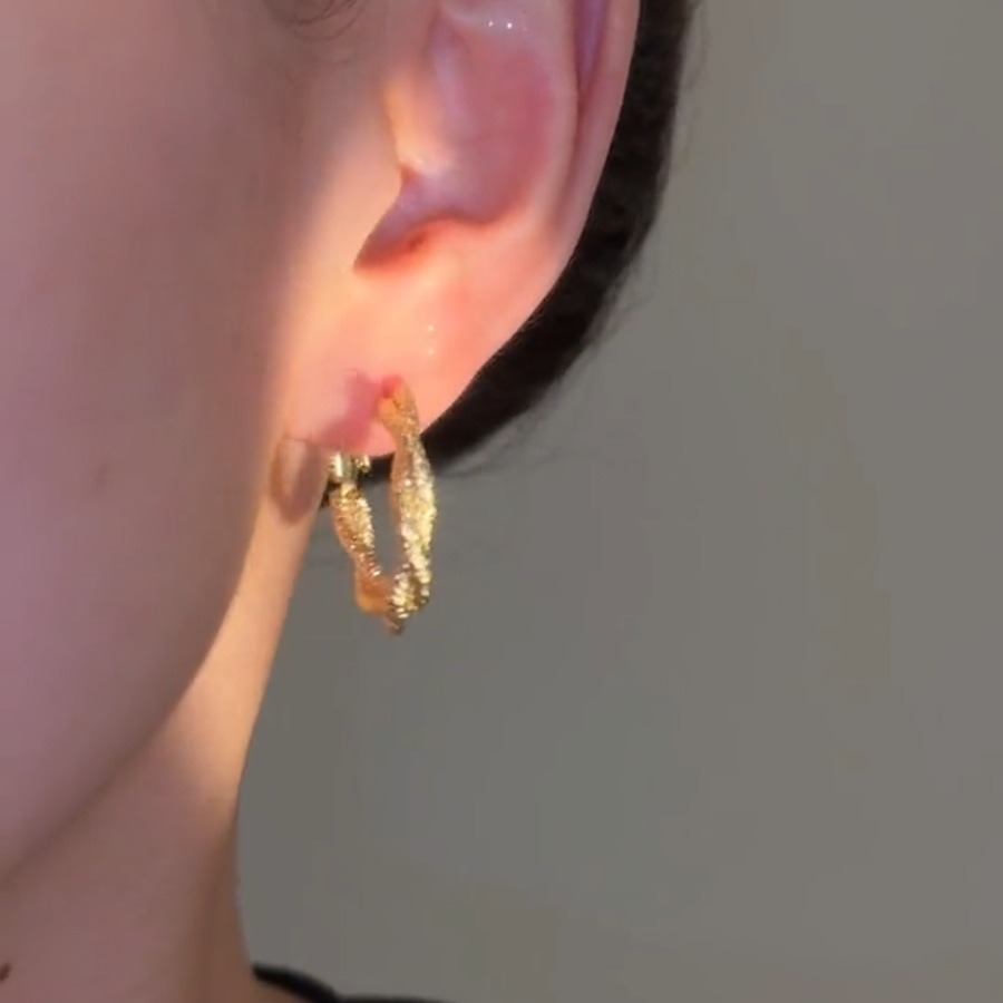 🌊Summer Hot Sale✨Minimalist Style Hoop Earrings