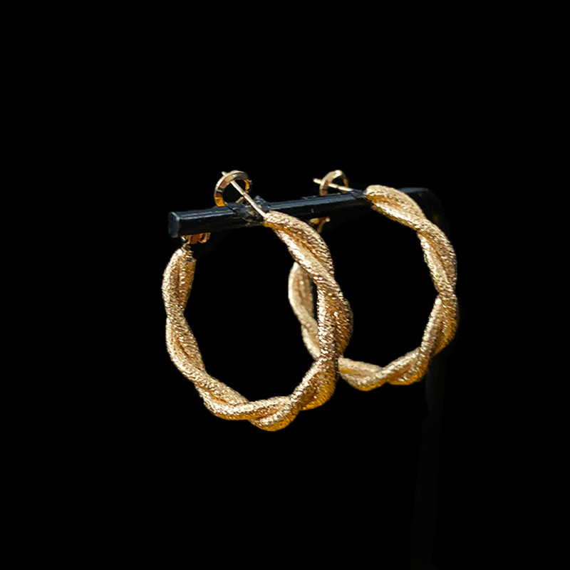 🌊Summer Hot Sale✨Minimalist Style Hoop Earrings