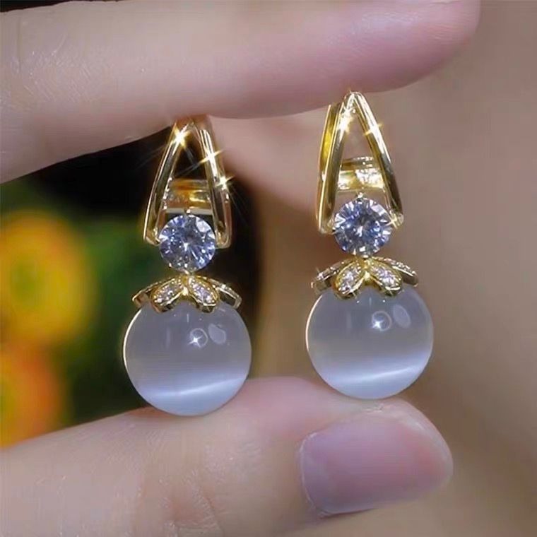 💐Mother's Day Pre-sale💝14K Gold-Plated French Diamond Cat's Eye Stone Earrings