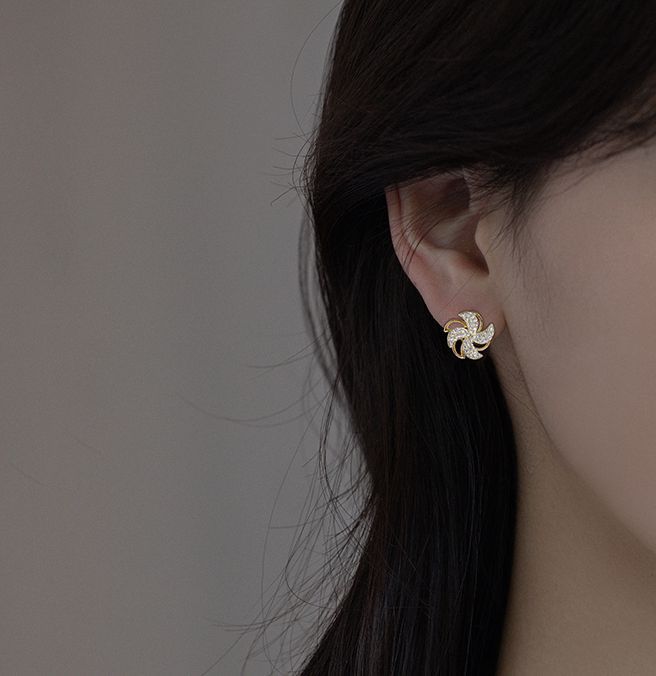 🎉New Year Hot Sale✨Rotating Windmill Zircon Earrings