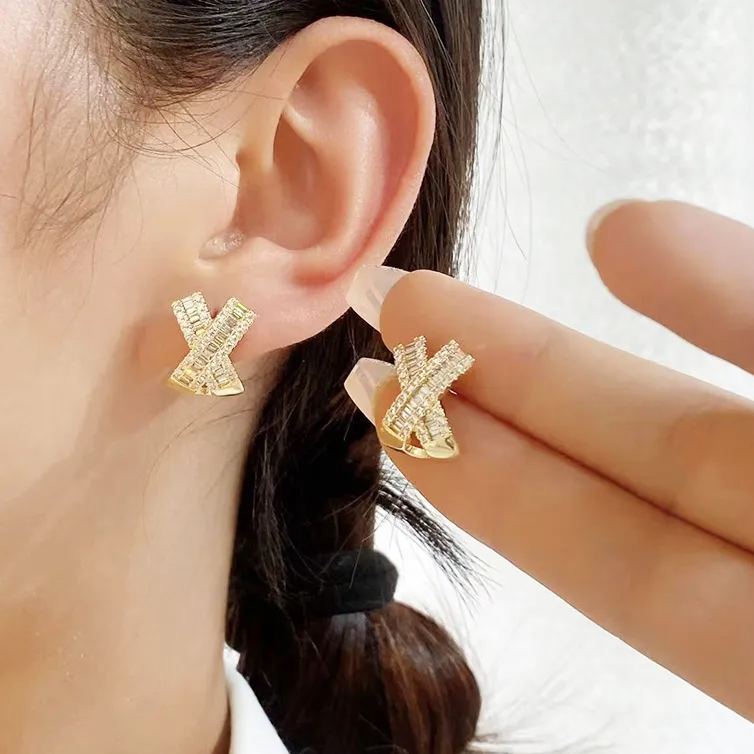 🎄Christmas Hot Sale✨Cross Diamond Stud Earrings