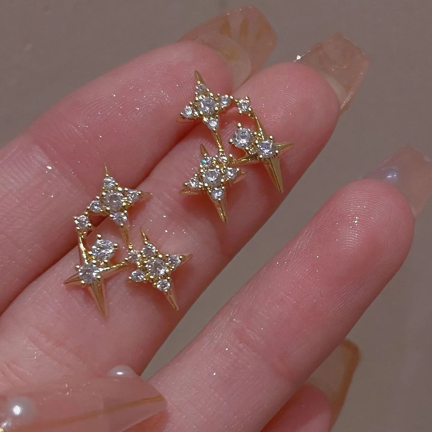 🎄Christmas Hot Sale✨Sparkling Star Silver Needle Stud Earrings