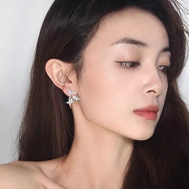 🎄Christmas Hot Sale✨Sparkling Star Silver Needle Stud Earrings