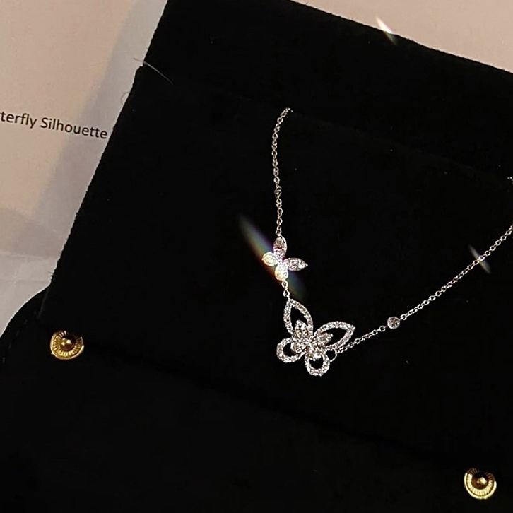 🎄CHRISTMAS HOT SALE✨Sparkling Fantasy Butterfly Necklace